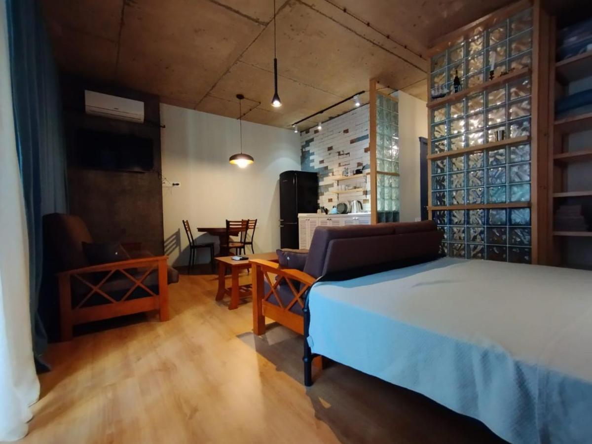 Davka Apartments 巴统 外观 照片