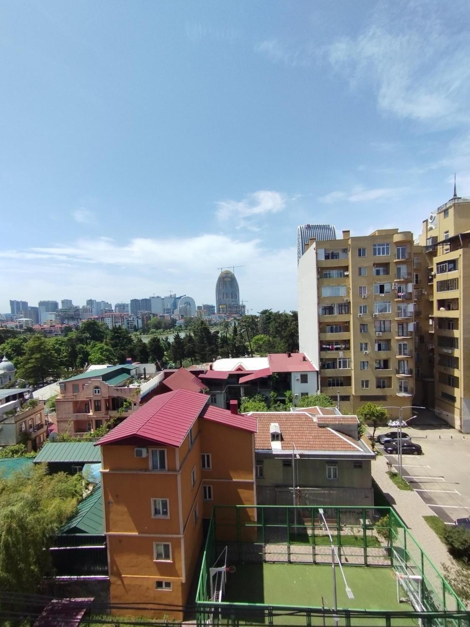 Davka Apartments 巴统 外观 照片