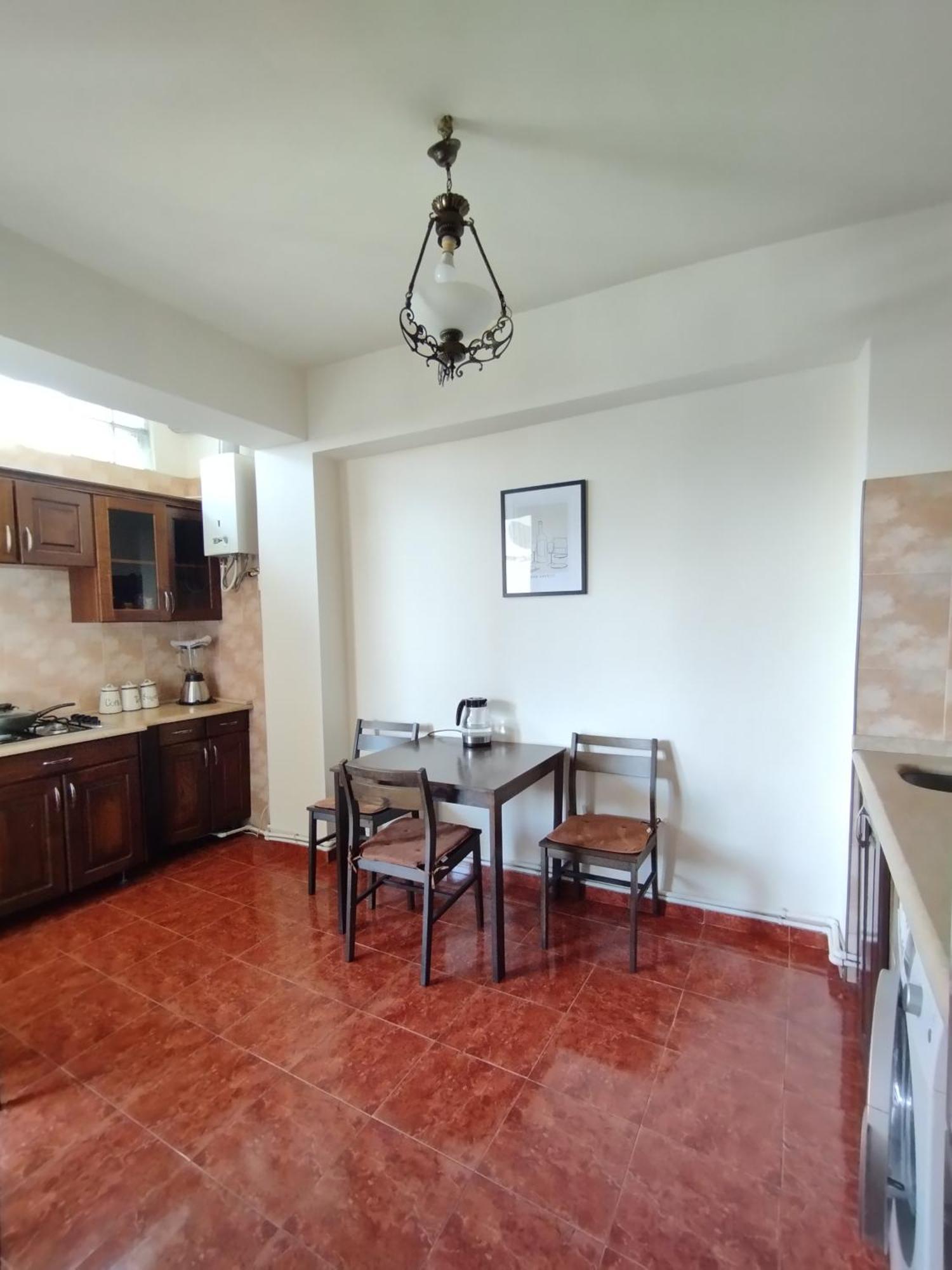 Davka Apartments 巴统 外观 照片